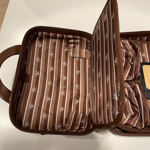 Heys Vanity Case - Picture 5 of 8